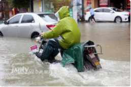 下雨天電動車用了防水連接器就不怕了