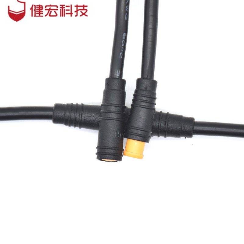 買防水連接器的一些注意事項(xiàng)