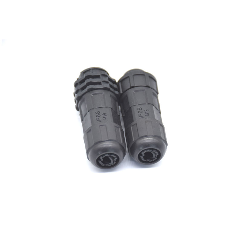 防水插頭的應用范圍和穩(wěn)定性強